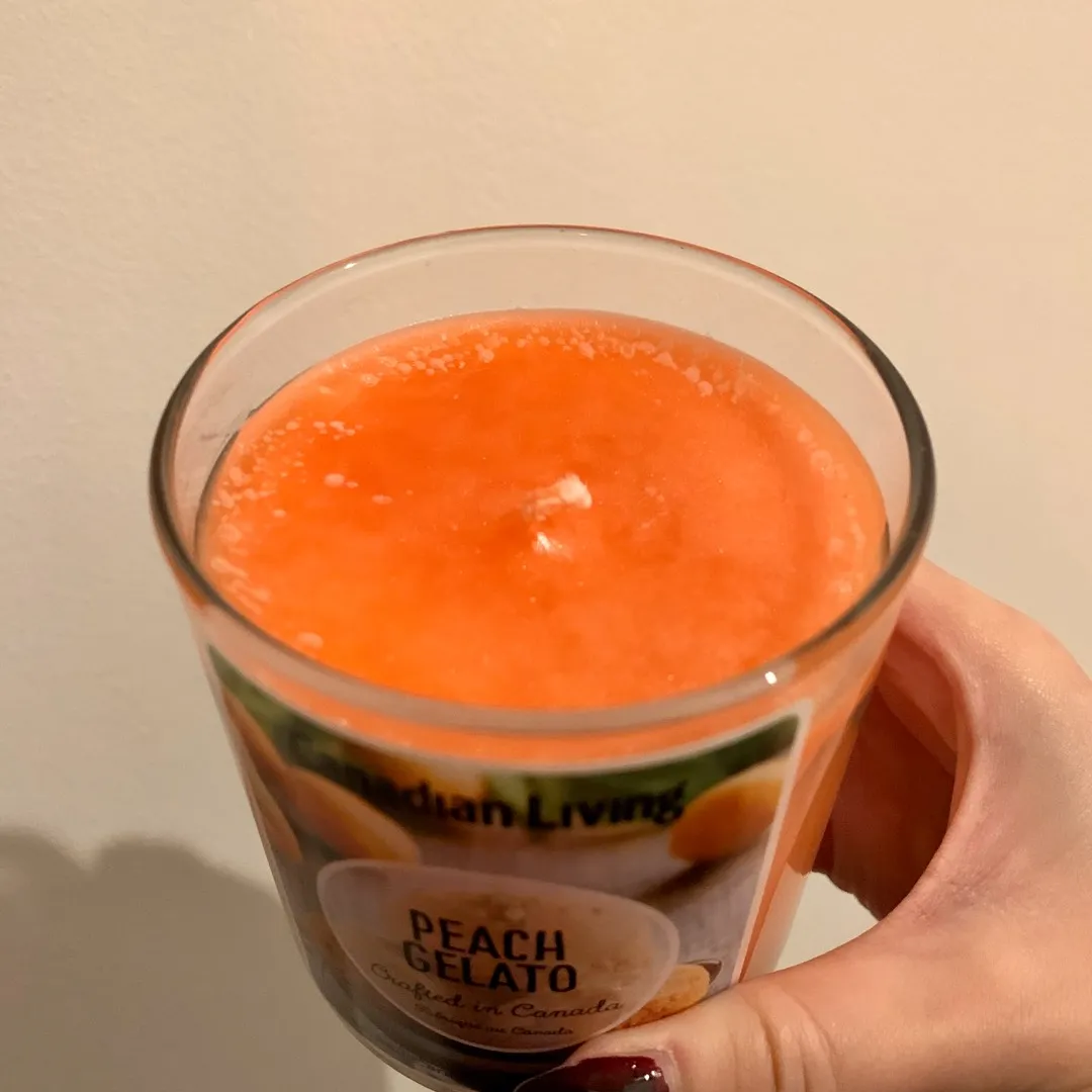 Canadian Living Peach Gelato 8 oz. Jar Candle photo 3