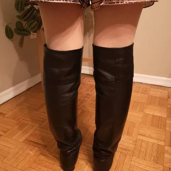 👢 Leather Knee High Boots Size 5 photo 4