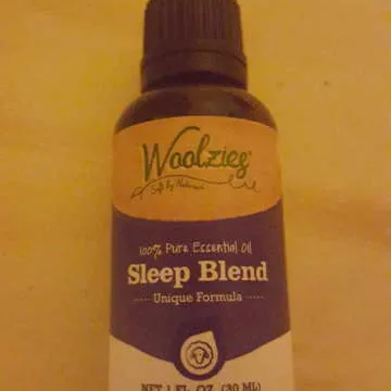 100% Pure Essential Oil - Sleep Blend photo 1