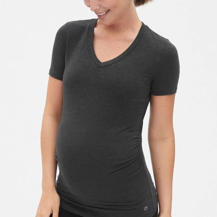 Maternity GapFit T-Shirt (S) photo 1