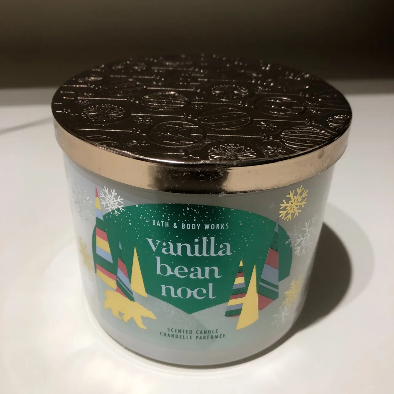 Large Vanilla Scented Candle photo 1