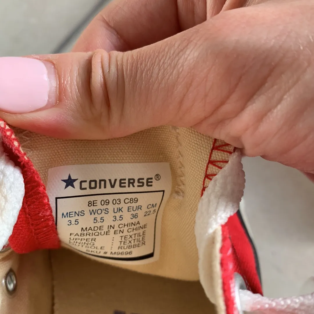 Red Converses Size 5.5 photo 4