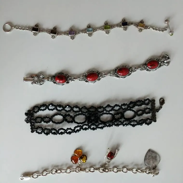 Bracelets photo 1
