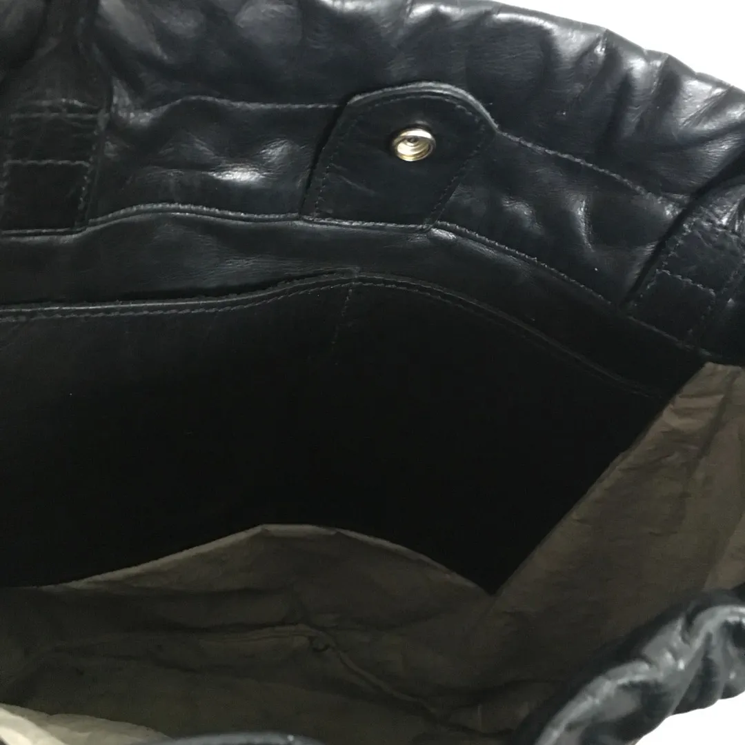 M0851 Leather Drawstring Shoulder Bag photo 7