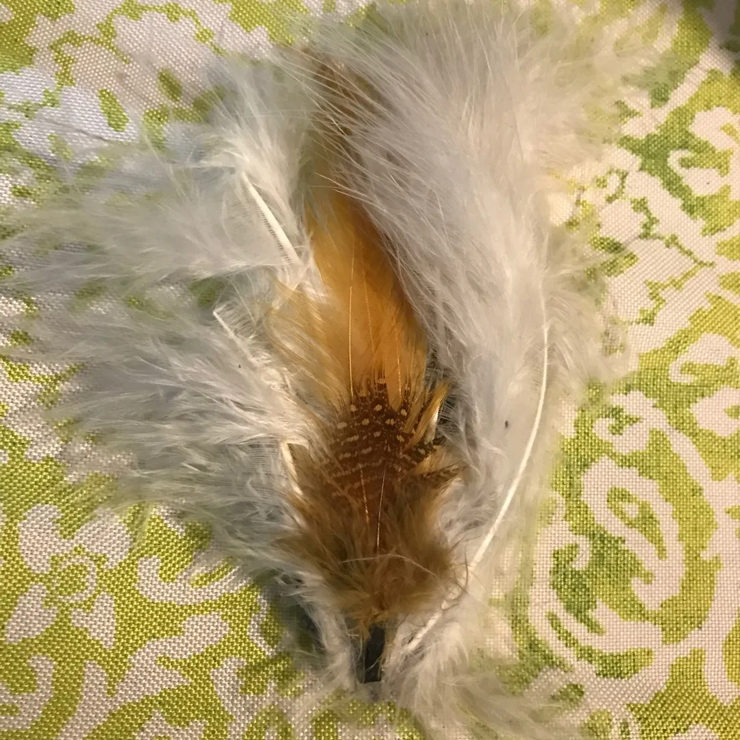 Feather hair clip photo 1