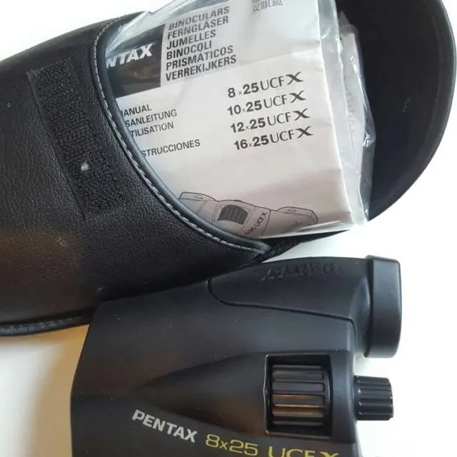 Pentax 8x25 UCF X binoculars photo 1