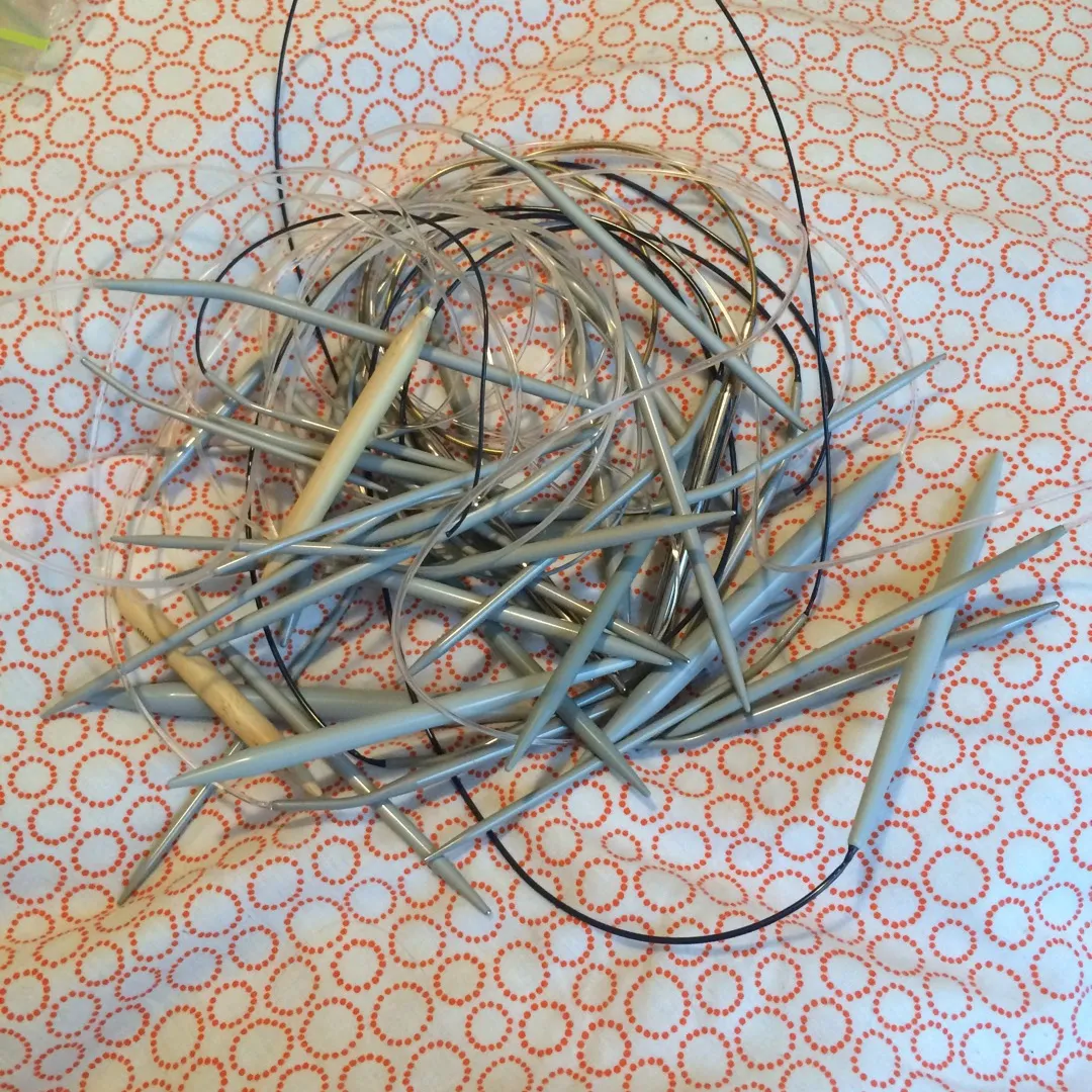 19 Pairs Of Circular Knitting Needles! photo 1