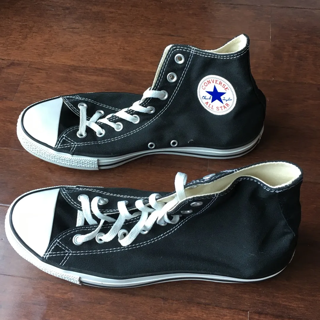 Converse Chuck Taylor Men’s Shoes photo 4