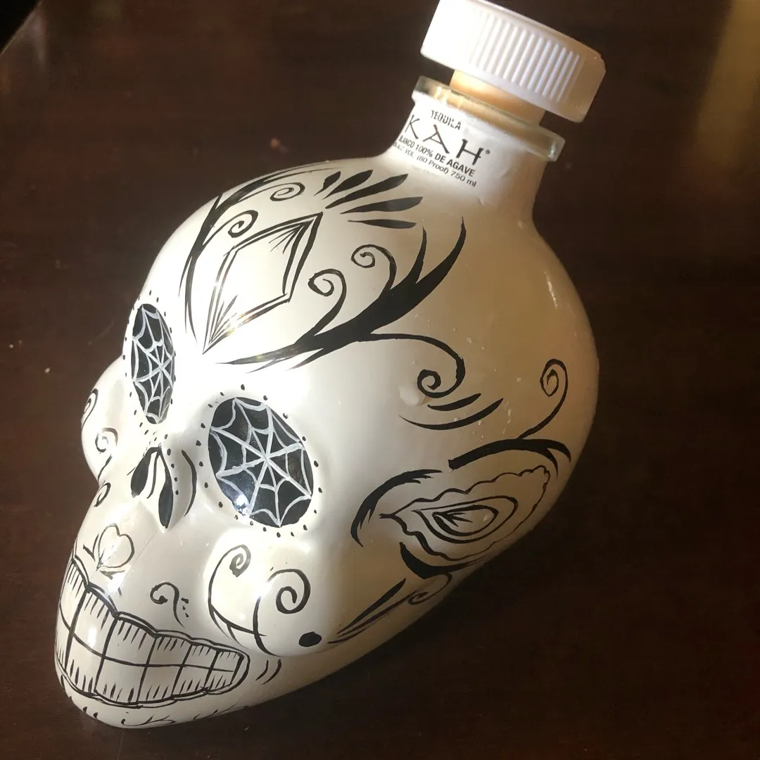 Empty Skull Bottle photo 1