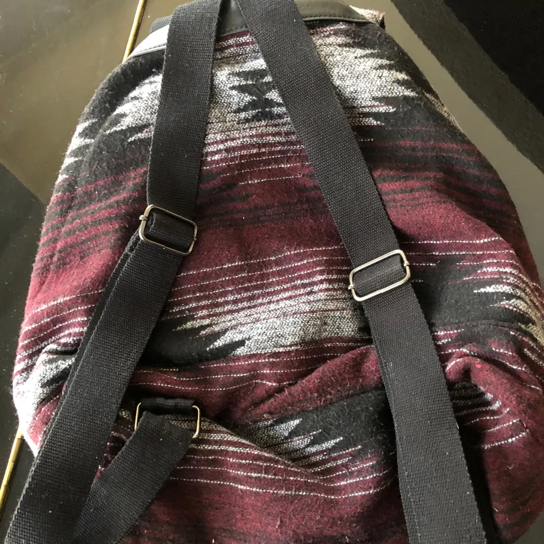 Patterned Cloth Drawstring Backpack photo 3