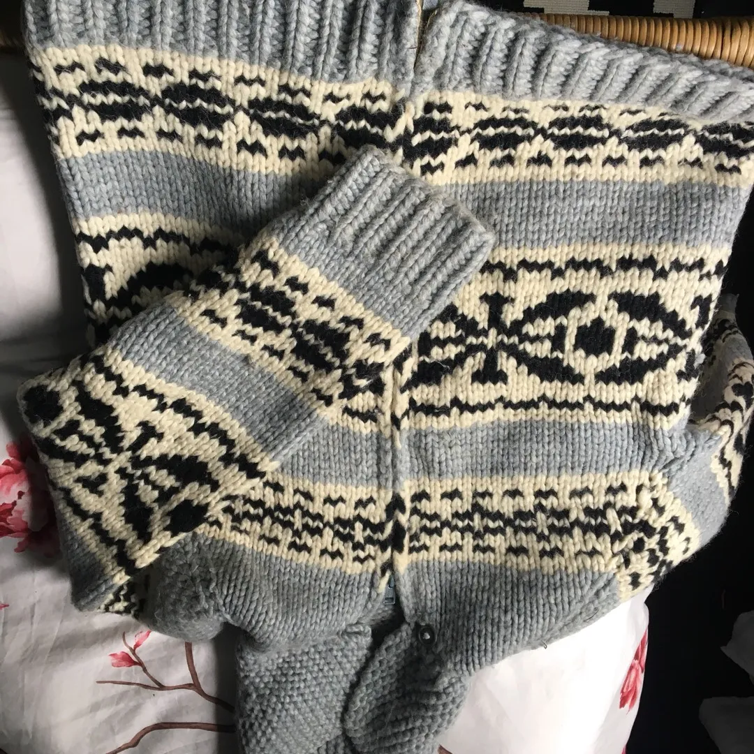 Wool Sweater photo 1