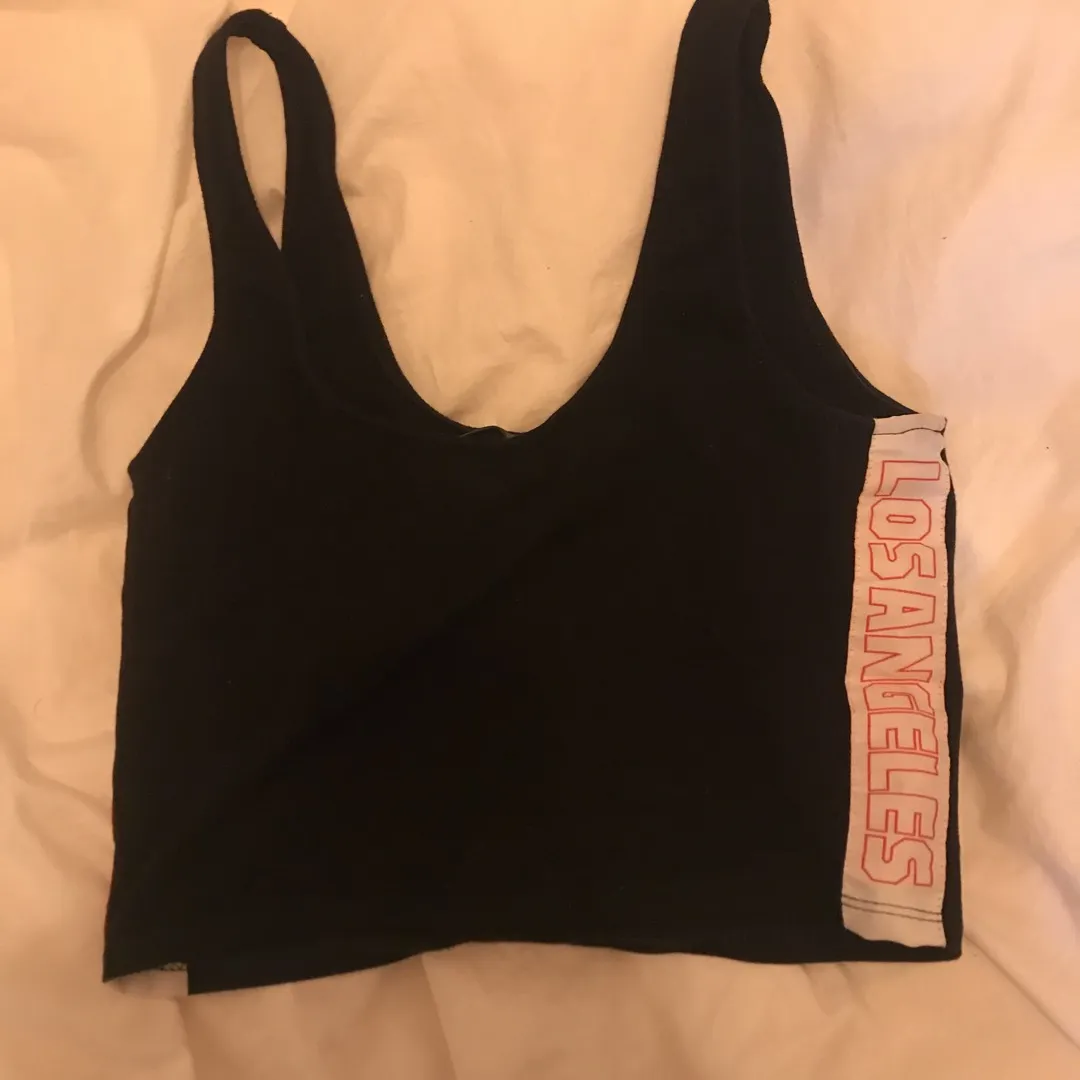 Forever21 Los Angeles Crop Top photo 3