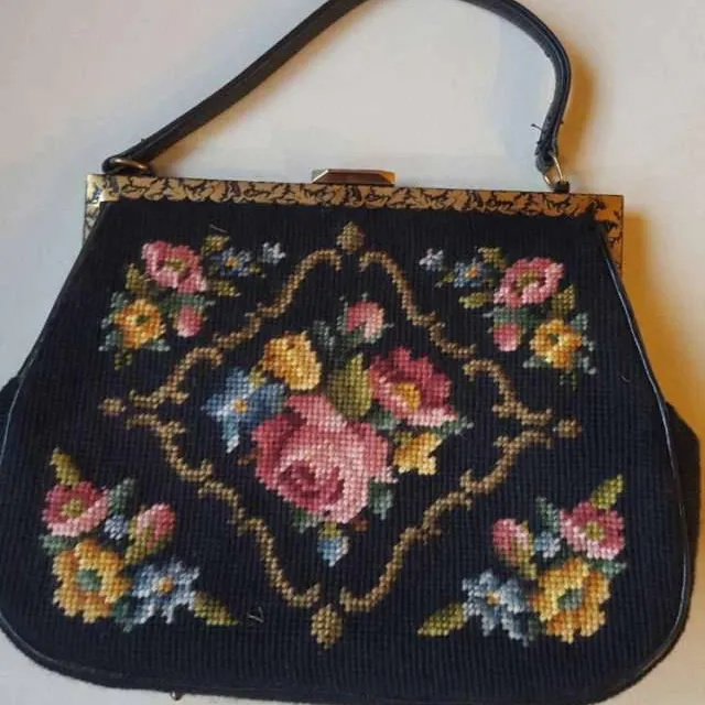vintage stitched purse photo 1