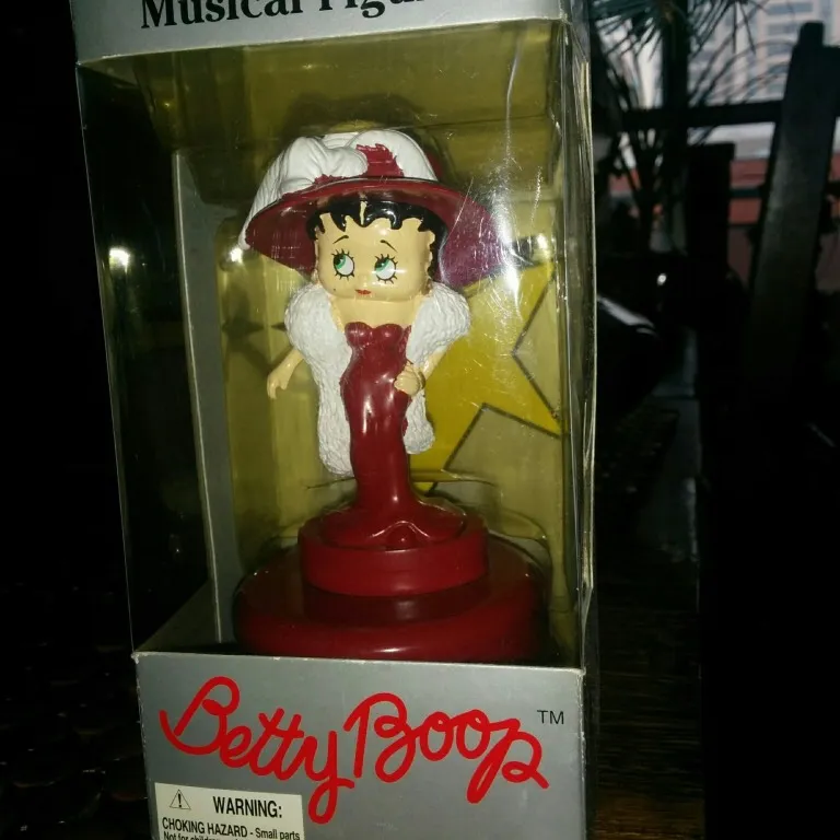 Betty Boop Musical Figurine photo 1