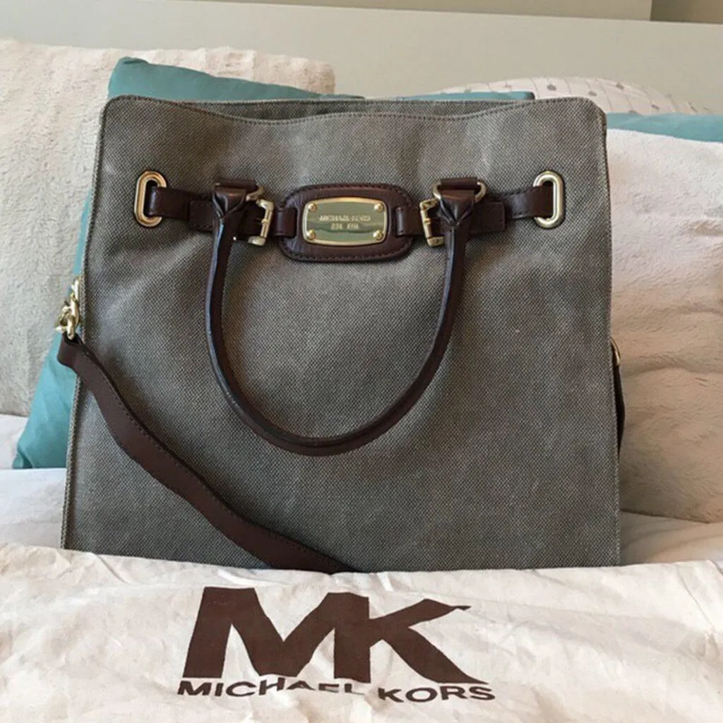 Michael Kors Leather and Tweed Bag photo 4