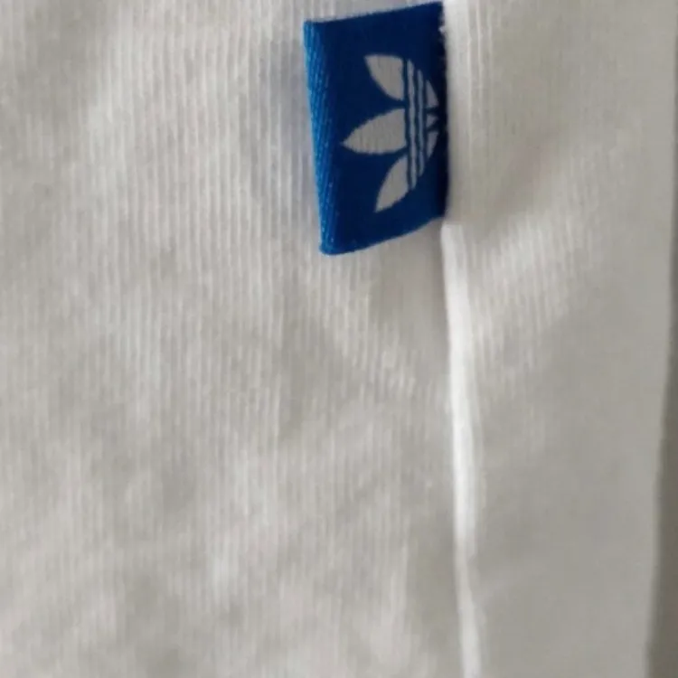 New Adidas Trefoil Shirt XS photo 5