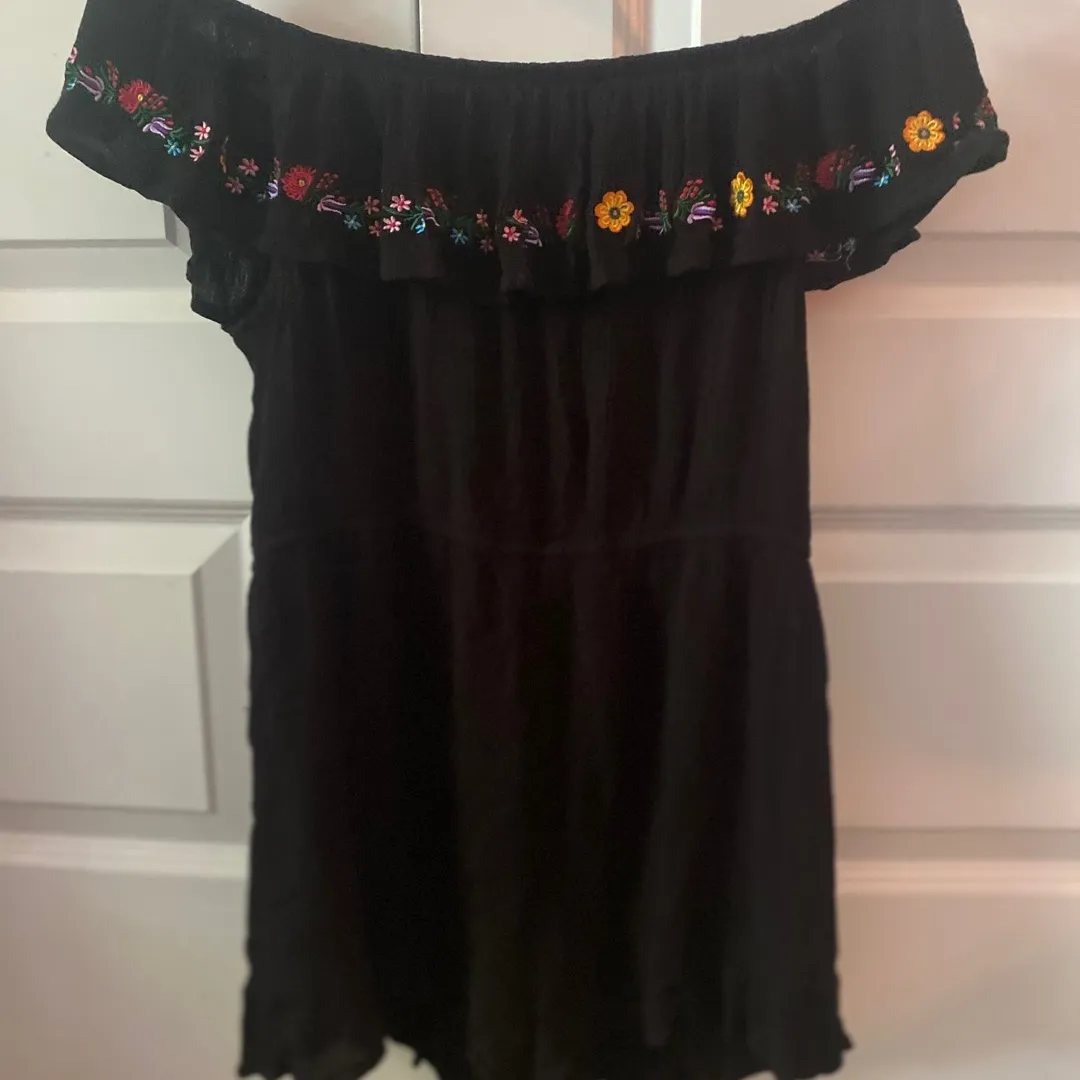 Embroidered Romper photo 1