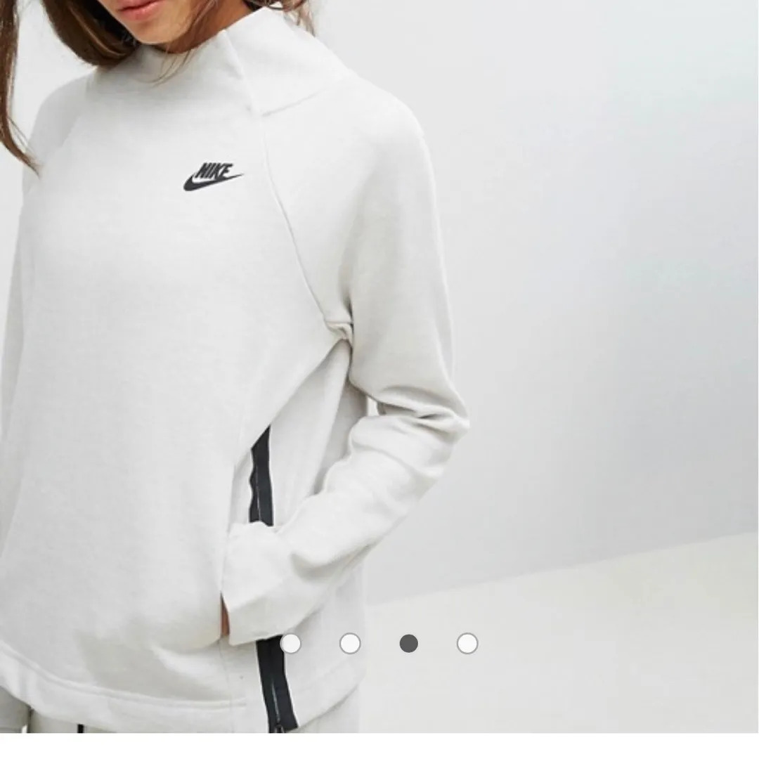 Nike Sweater In Grey photo 1