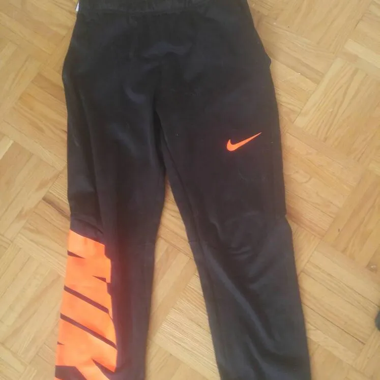 Nike Pants photo 1