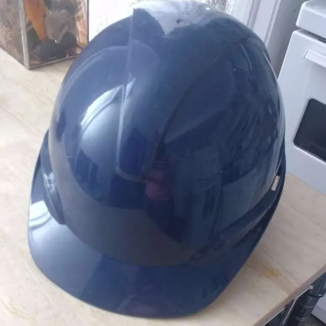 They don't make hard hats for women - last time I buy online photo 1