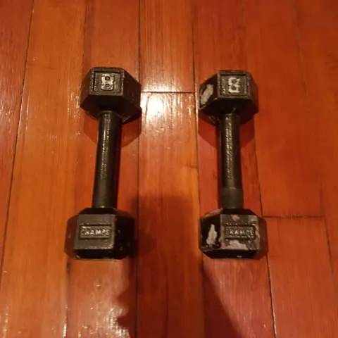 8 Lb Weights photo 1