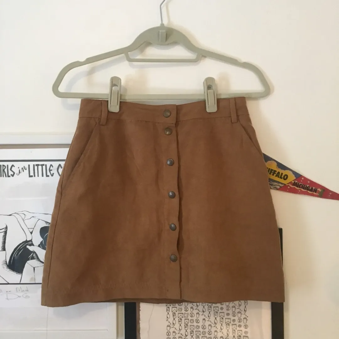 Super Cute Brown Suede Skirt photo 1