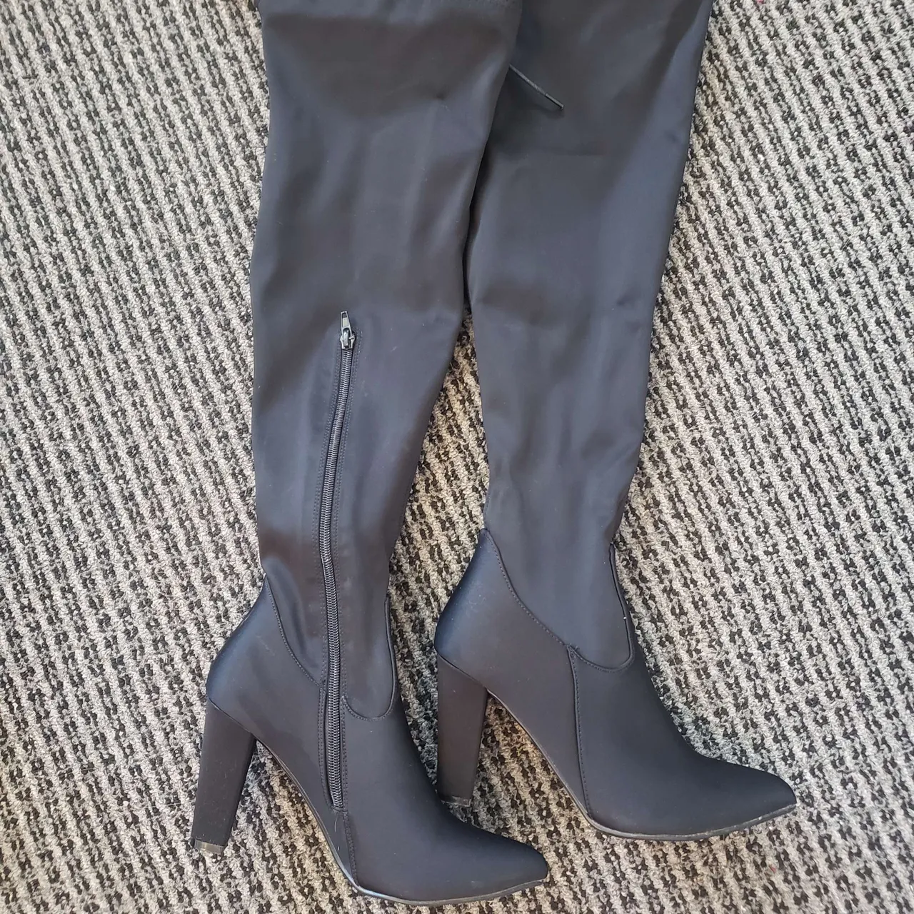 Gorgeous new knee high boots photo 1