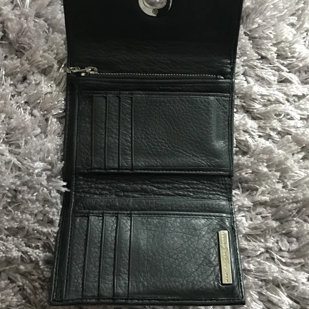 Marc By Marc Jacobs Totally Turn Lock Wallet photo 3