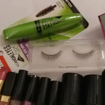 Makeup Clear out!! photo 7