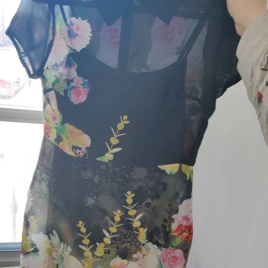 Ladies Mini Dress Size S photo 1