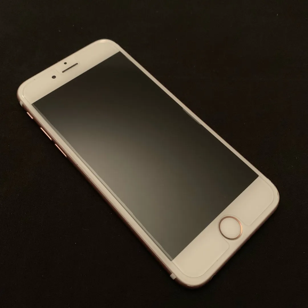 iPhone 6s (pink) photo 1