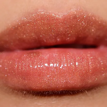 Chanel Lipgloss photo 3