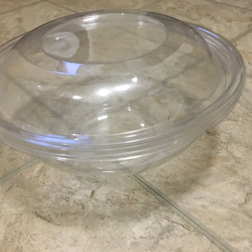 Clear Plastic Bowls With Lids photo 1
