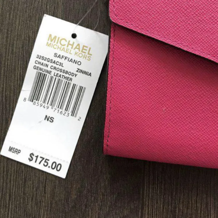 Michael Kors Zinnia Wallet On A Chain photo 5