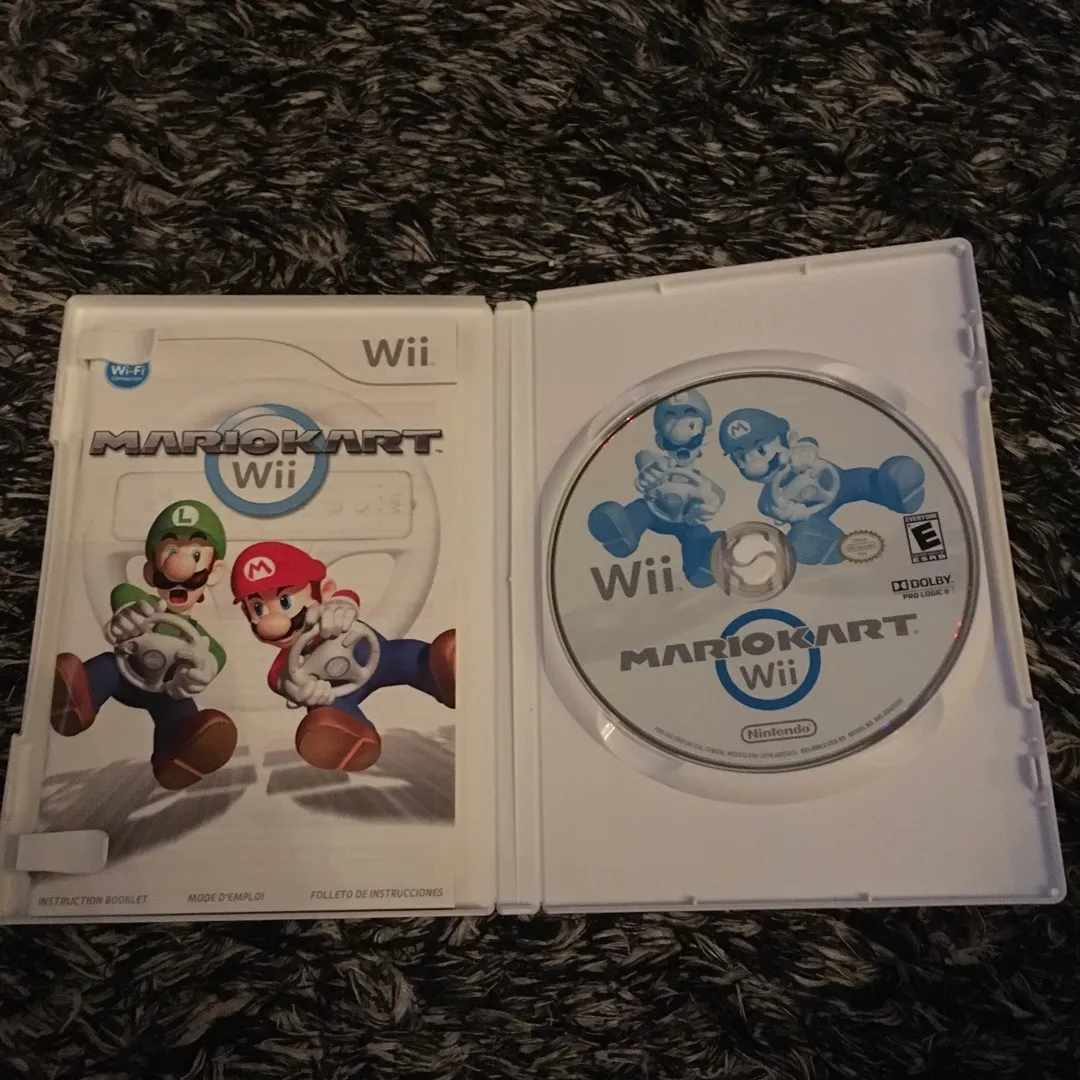 Wii mariokart Game And Controller photo 3