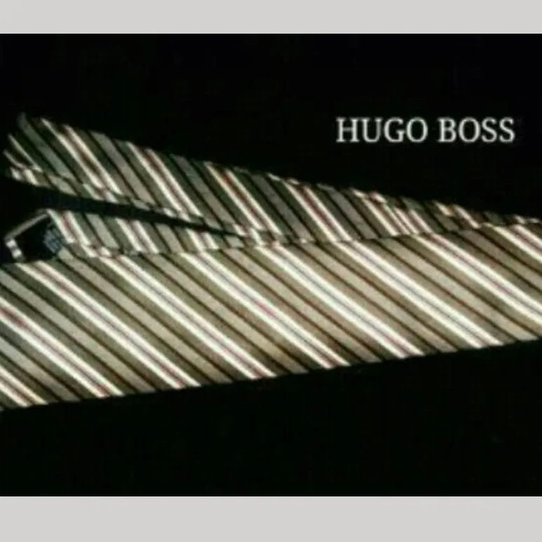 Genuine Italian Silk  Hugo boss tie. photo 1