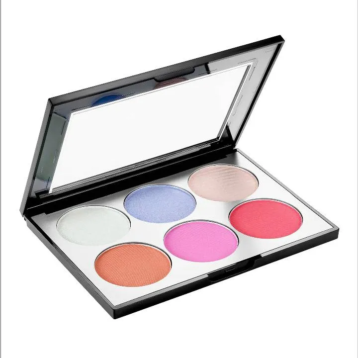 Sephora Holographic Face and Cheek Palette (New) photo 1