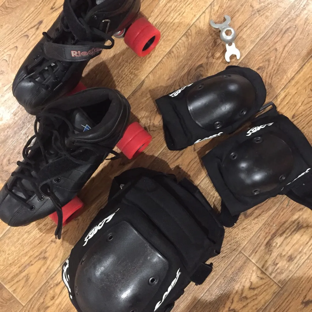 Roller Skates And Pads photo 1
