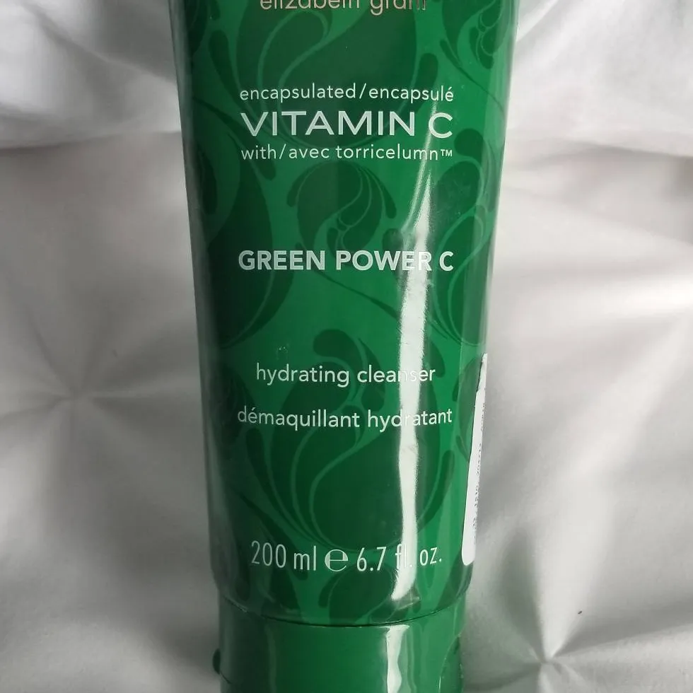 New Hydrating Cleanser For Winter (New) photo 1