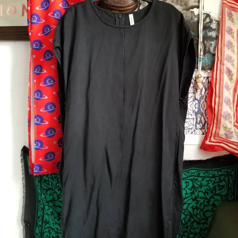 Aritzia Lebowitz Tshirt/ Sack Dress With Pockets! Size Small photo 1