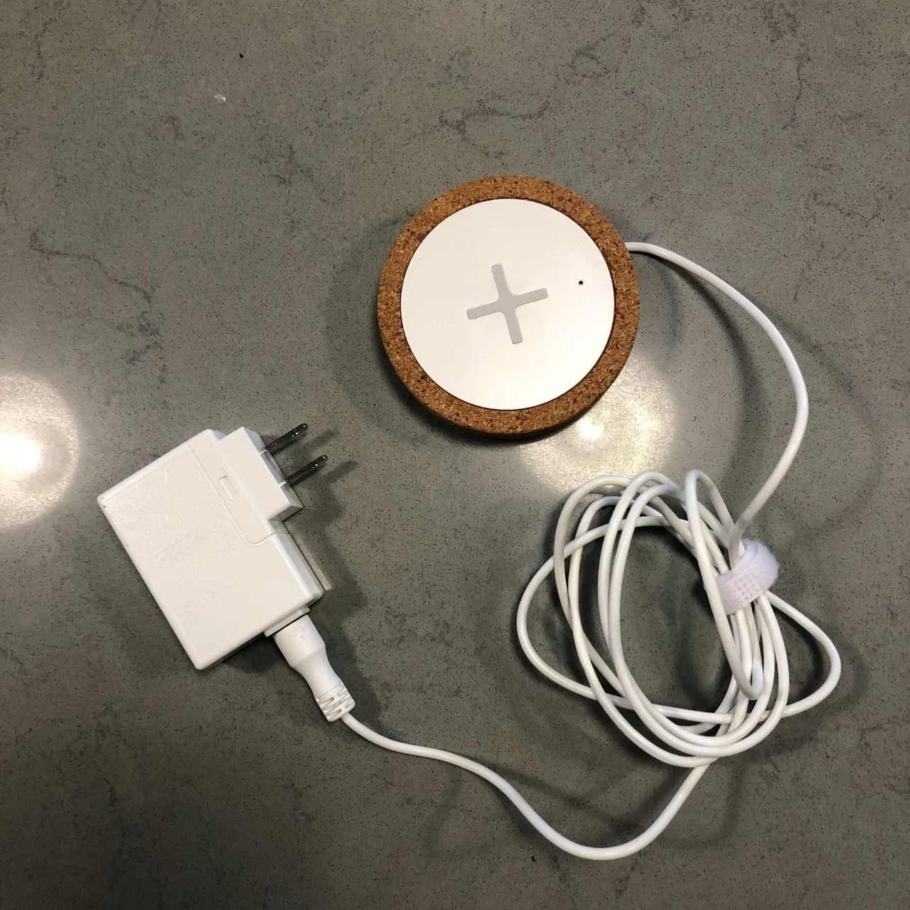 IKEA phone charger photo 1