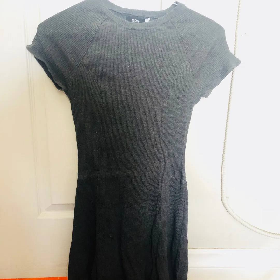 Urban Outfitters Grey Ribbed Skater Dress Size Medium photo 4