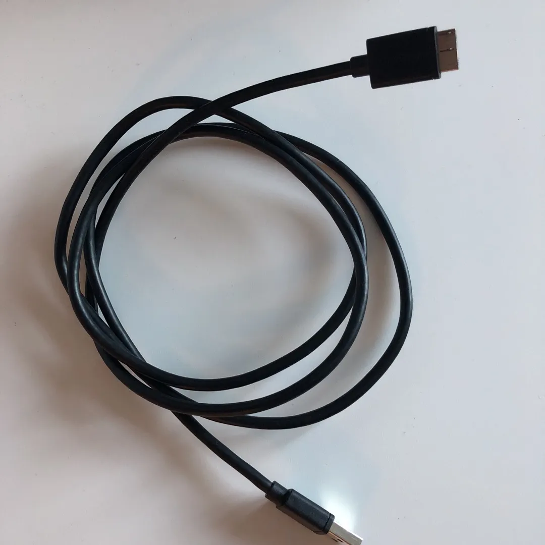 Samsung phone charger photo 1