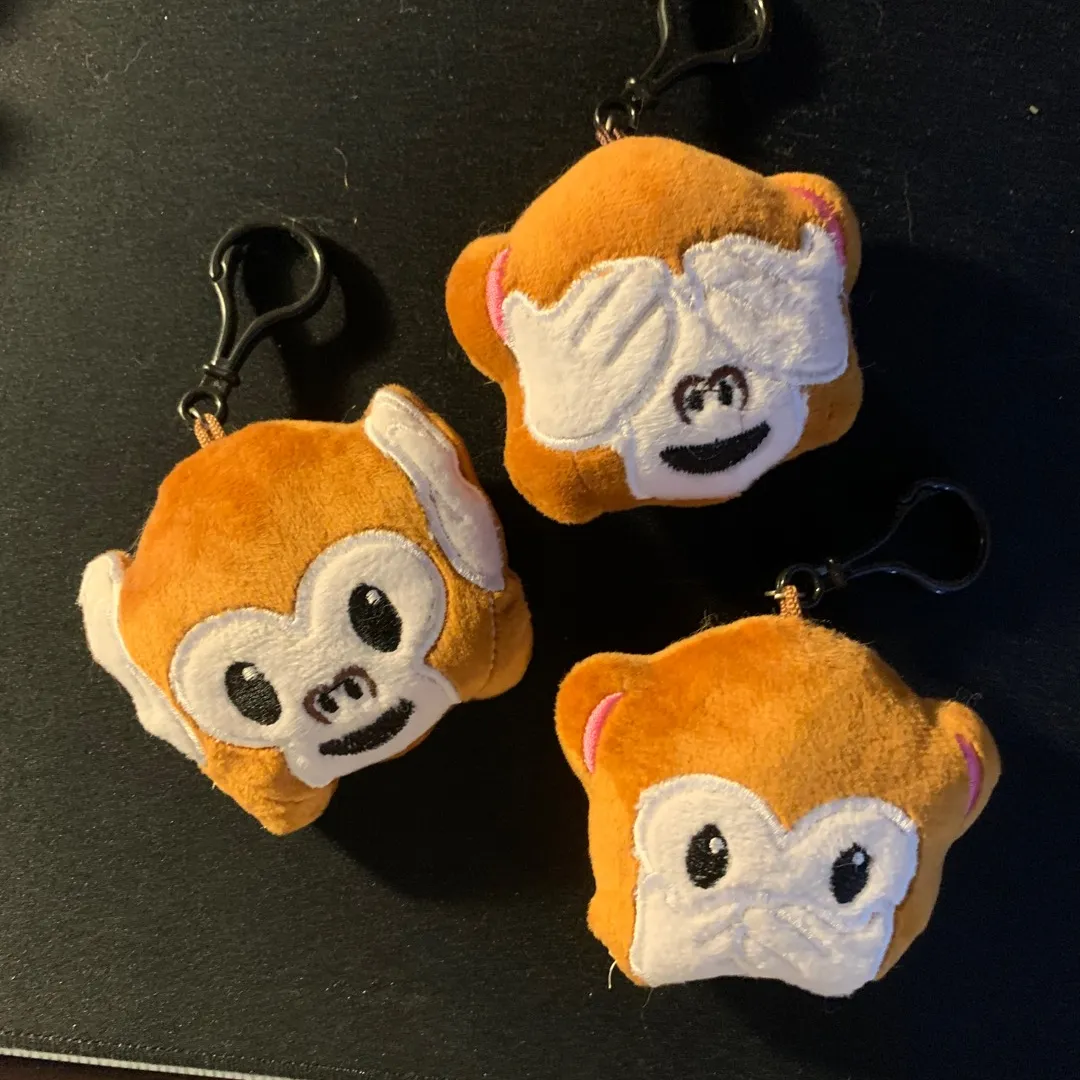 Stuffed Keychains From Rec Room photo 1