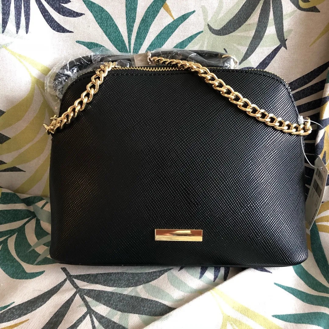 Black Purse With Gold Hardware - Brand New With Tag photo 1