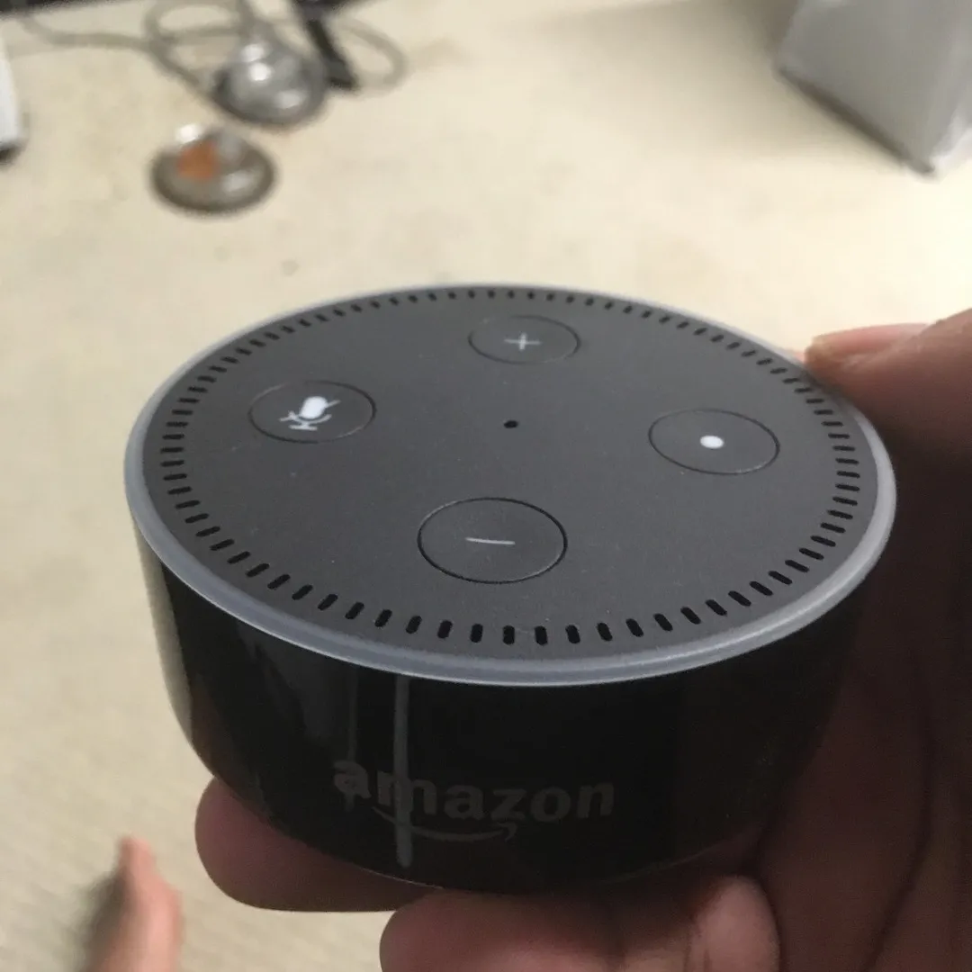 Amazon Echo Dot photo 1