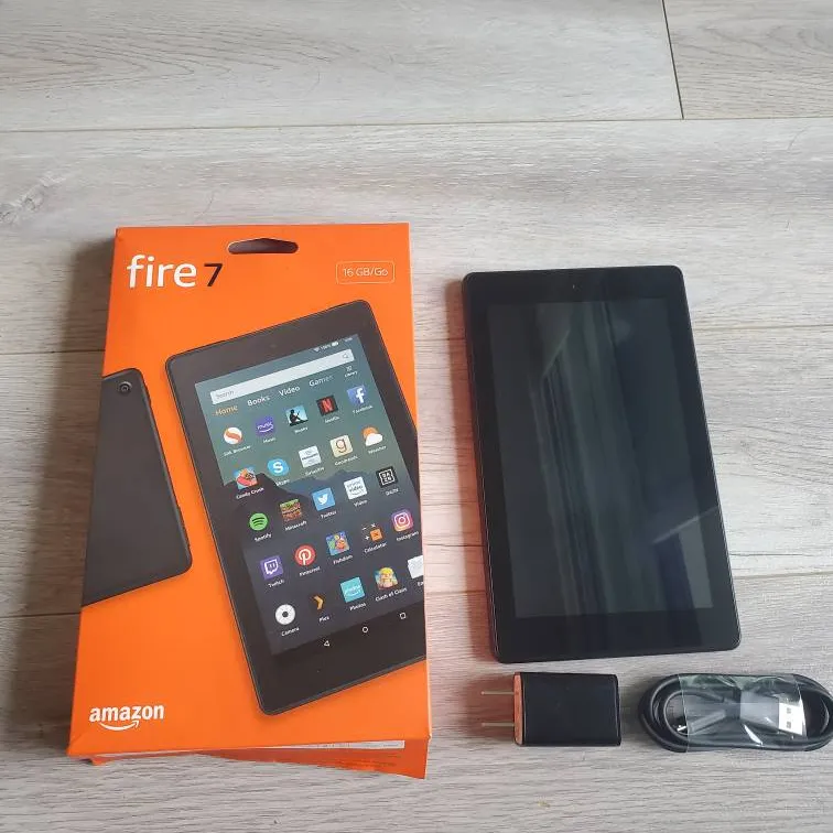 Amazon Fire 7 Tablet photo 1