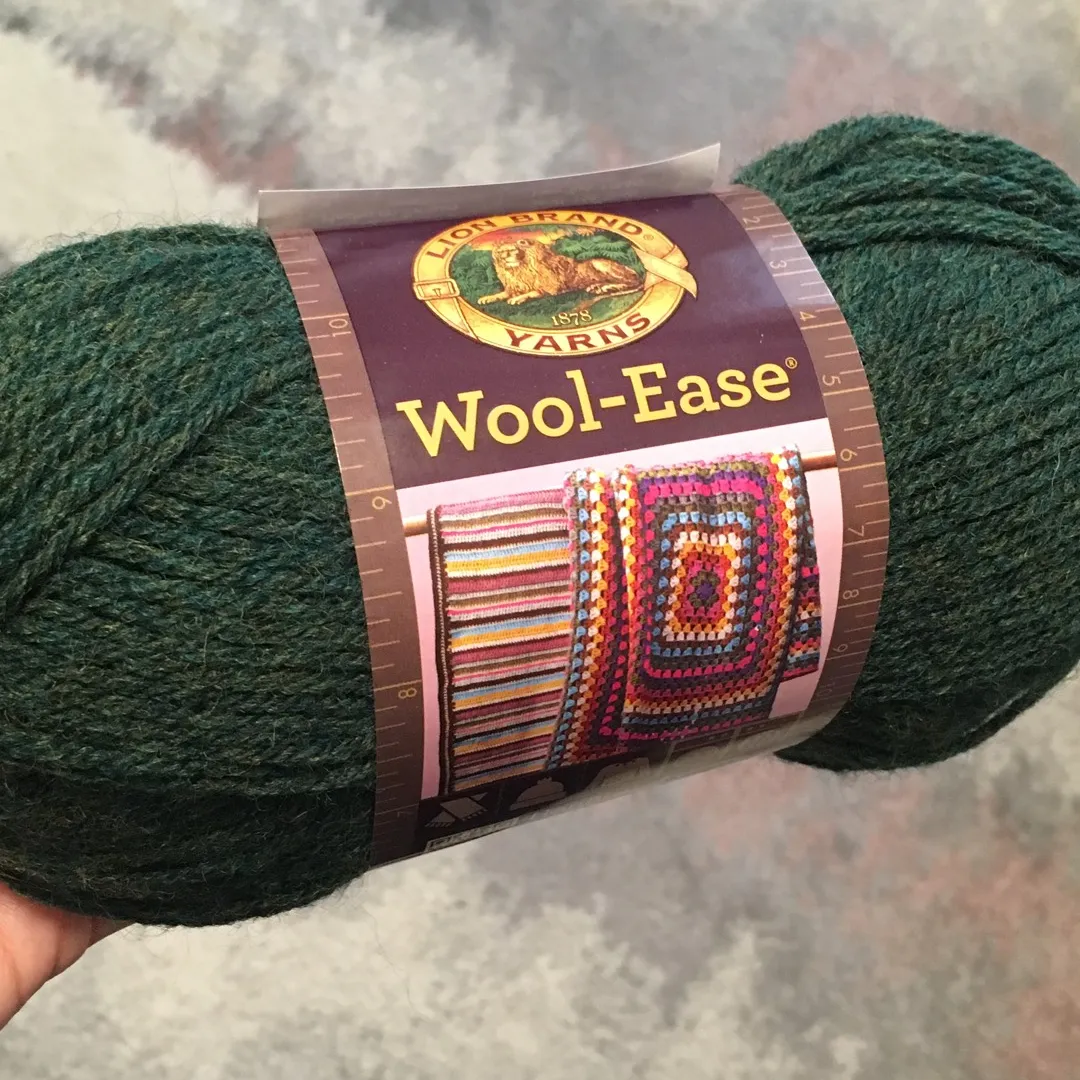 Lion Brand Wool Yarn photo 1