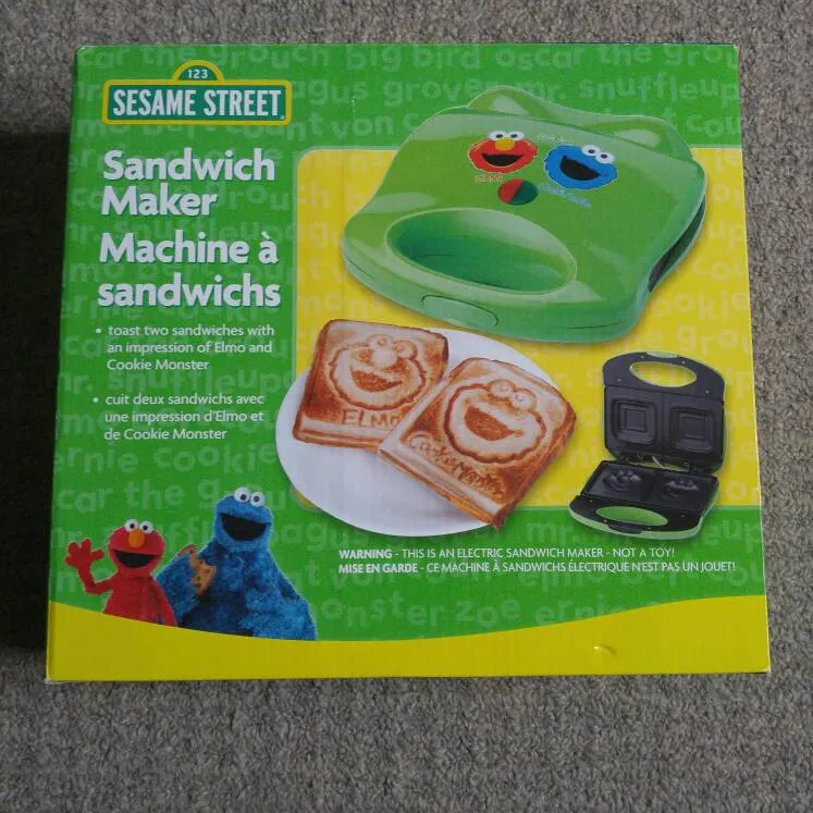 Sesame Street Sandwich Press photo 1
