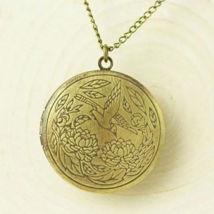 Limerence Solid Perfume Locket photo 4